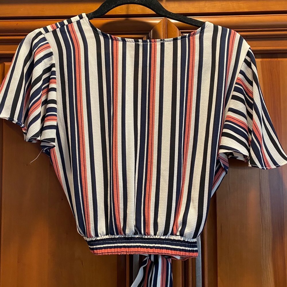 Aqua Striped Crop Top - Picture 2 of 4